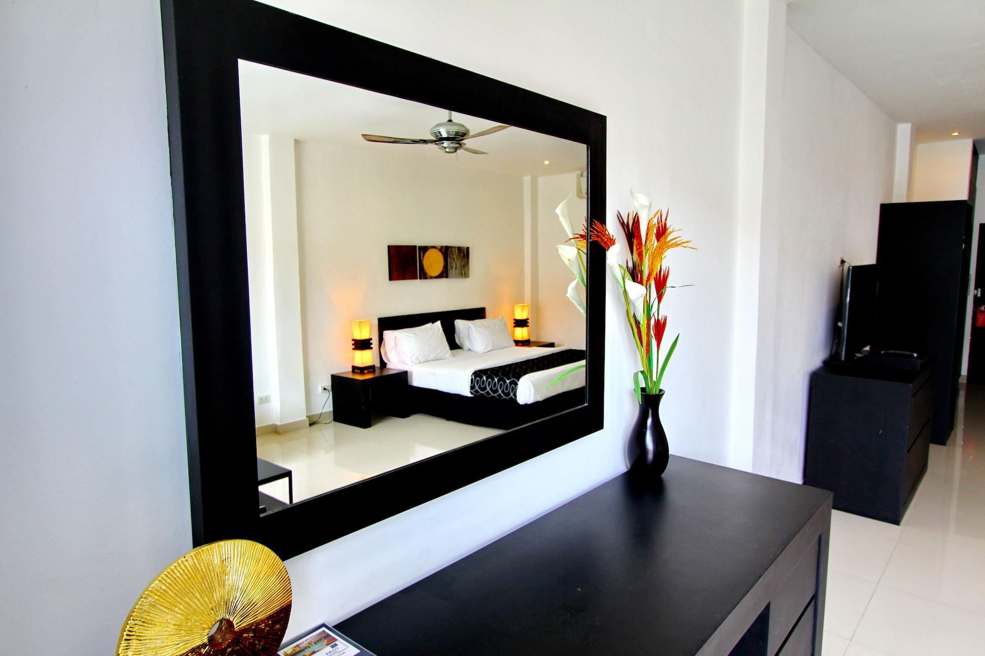 East Suites Pattaya Exterior foto